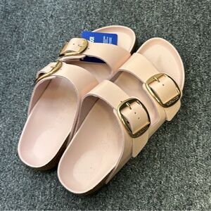 Birkenstock Arizona Hammered Big Buckle size 40 Color: Light Rose